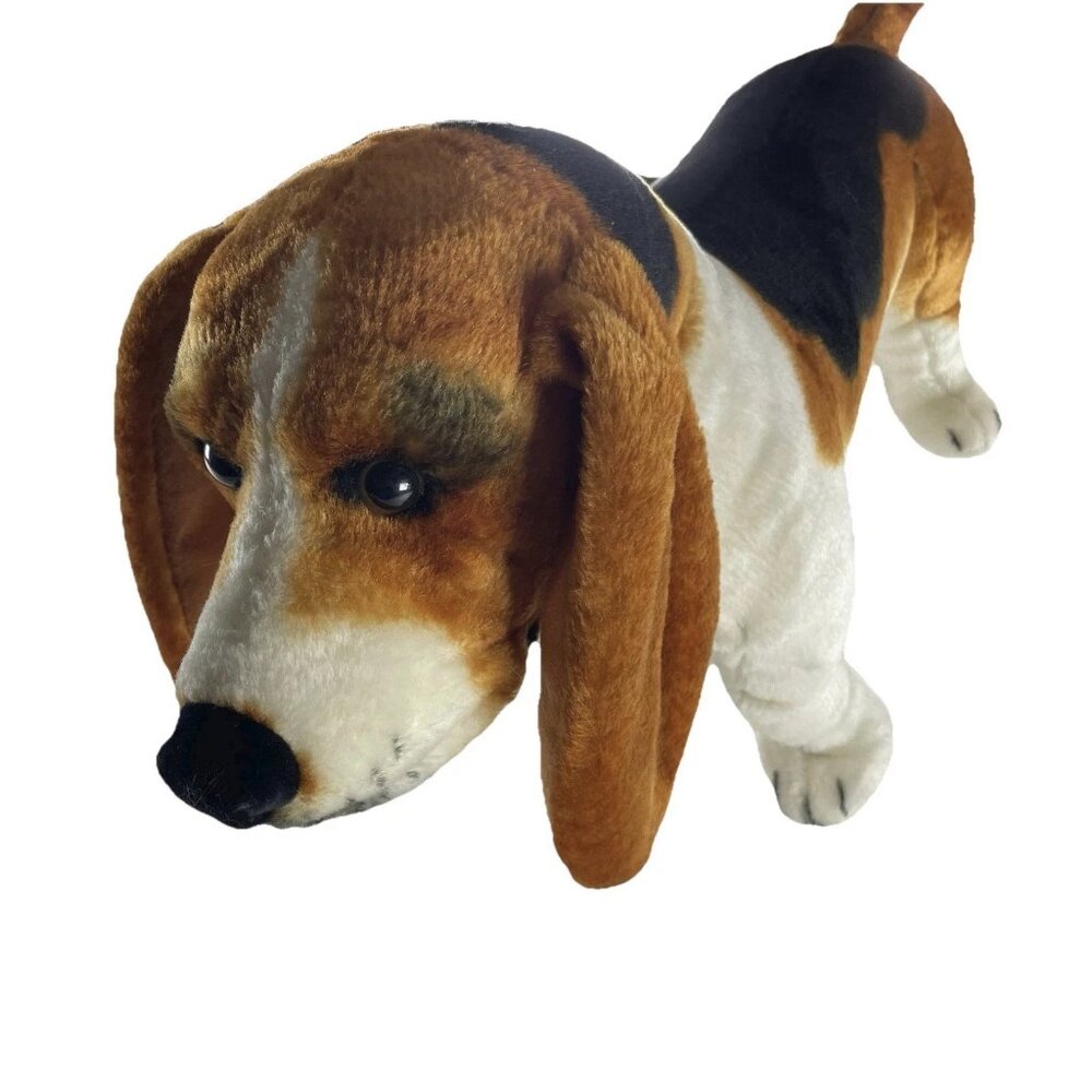 Melissa & Doug Basset Hound Dog Plush – Realistic Stuffed Animal – Floppy Ears